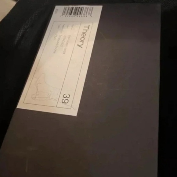 NWB $520 THEORY WOMEN'S LEATHER BOOTIES 8,5 US / 39EURO - MADE IN ITALY - Picture 3 of 3